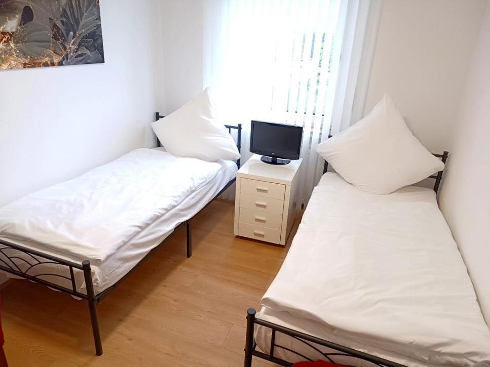 Ferienwohnung-Montagewohnung 3 Bad Driburg Esterno foto